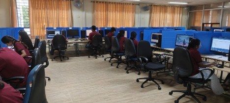 Laboratory A112B, students at workstations