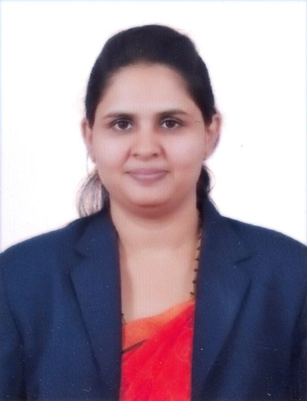 Roopa D E