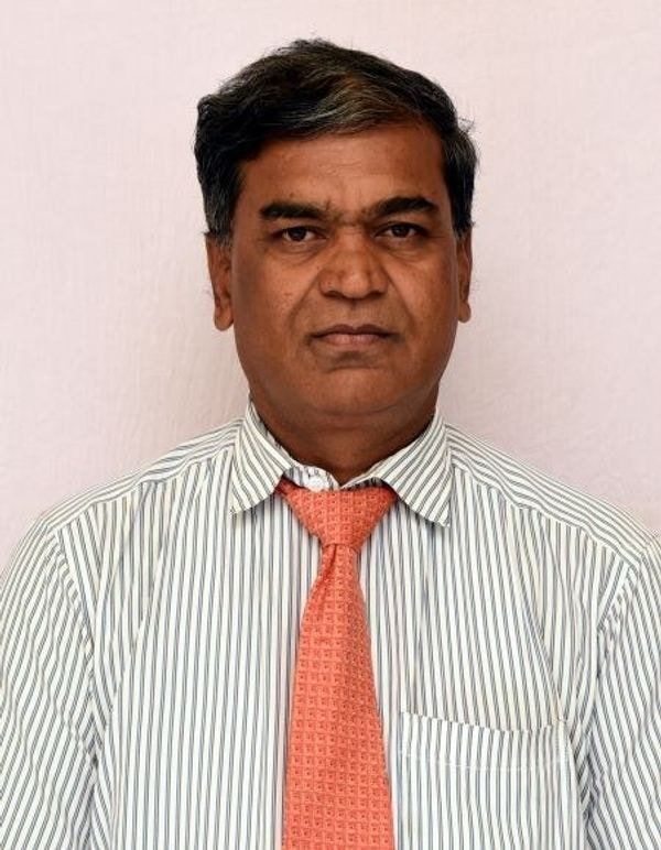 S Siddeshi