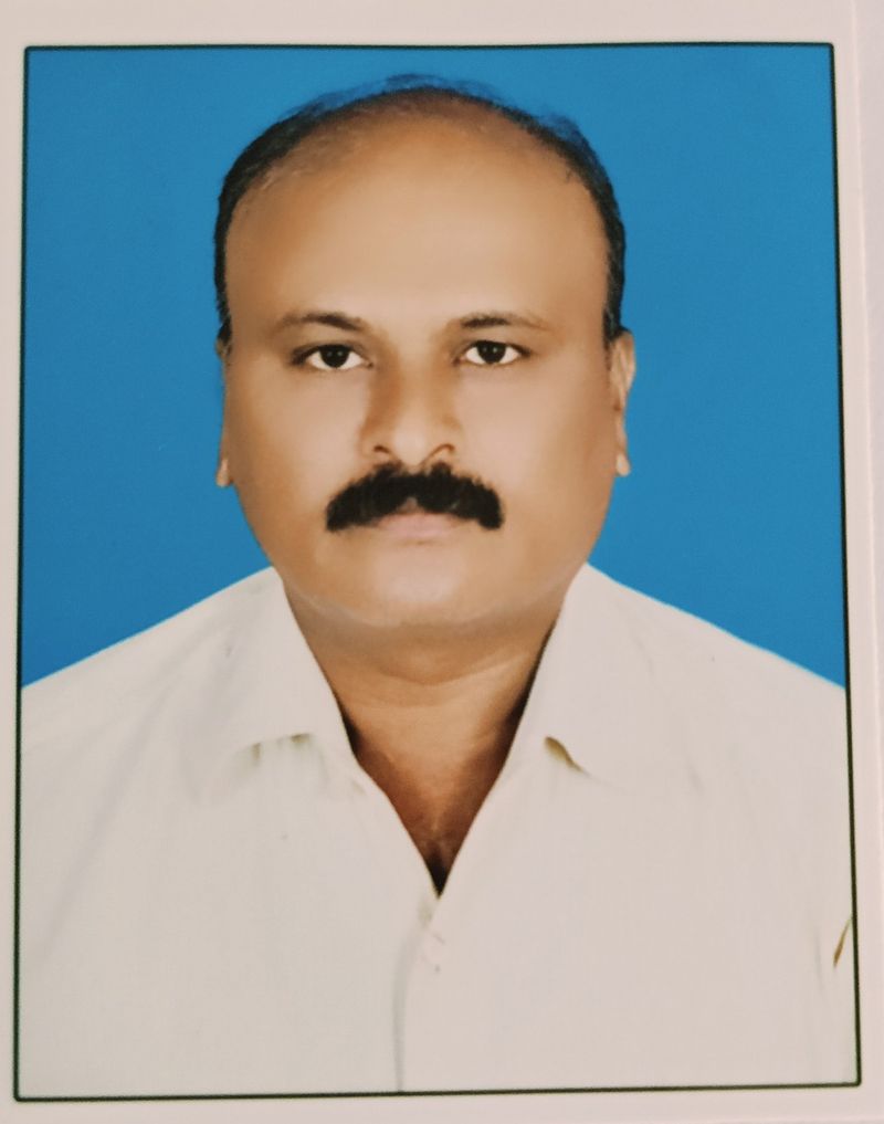 K S Dhanyakumar, Peon