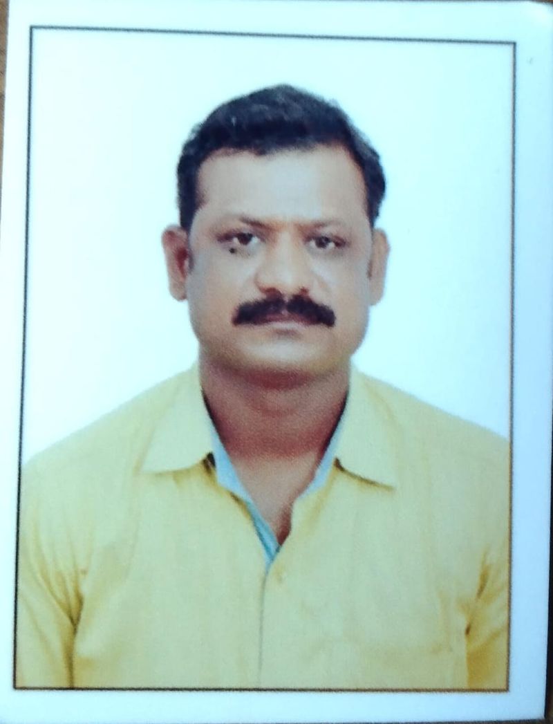 M B Nagaraja, Lab Attender