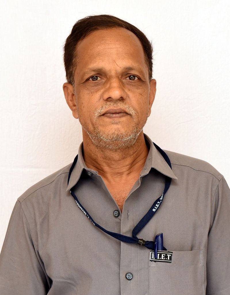 P Rudreshi, Peon