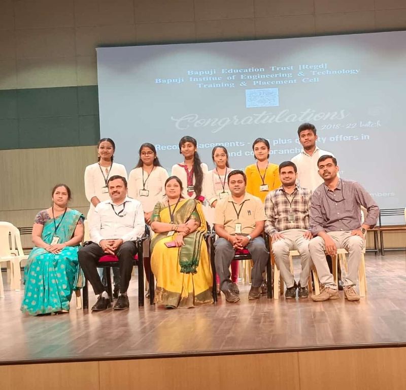 Placed students photo session