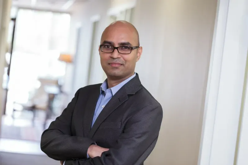 Dr. VIKRAM KANMUKHLA